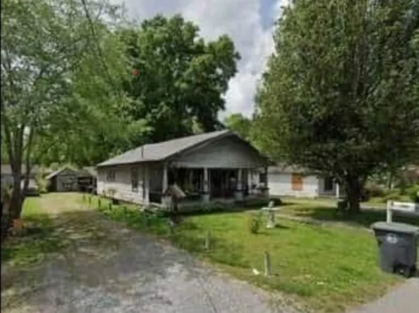 707 McLemore St, La Fayette, GA 30728