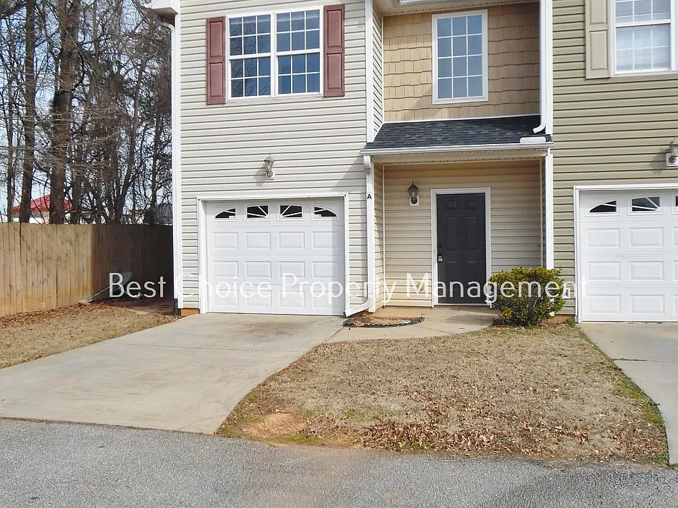 111 Dayton School Rd