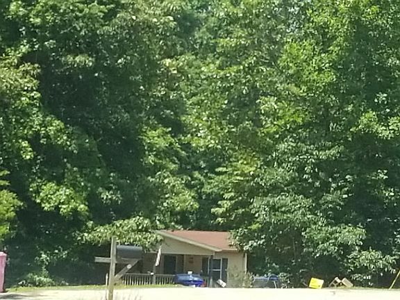 2nd image of 307 Country Ln