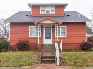 923 Columbia Ave, Grove City, PA