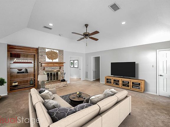 5th image of 731 Mistycreek Dr