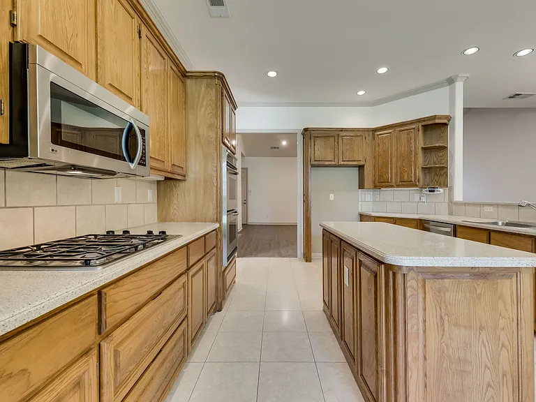120 Cambridge Ct — Photo 23