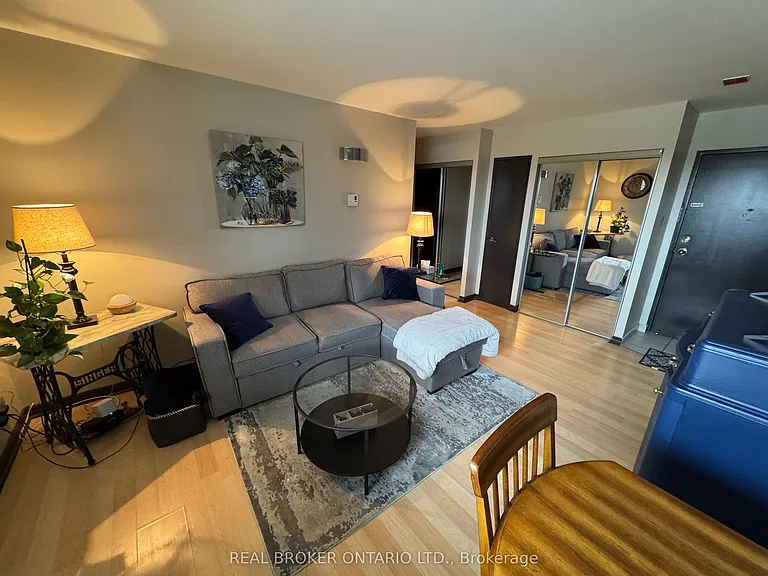 845 Kyle Ct #305 — Photo 23