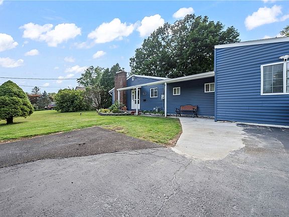 3rd image of 2141 Baird Rd