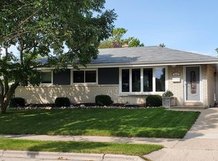 3606 E Kimberly Ave, Cudahy, WI 53110