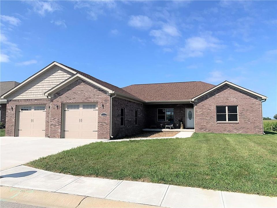 1st image of 24 Shadow Wood Dr