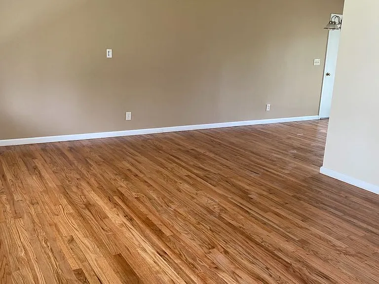 650 Beverly Hills Dr — Photo 2