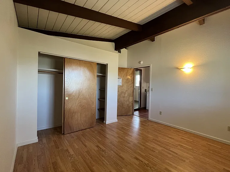1268 Fernwood Dr — Photo 8