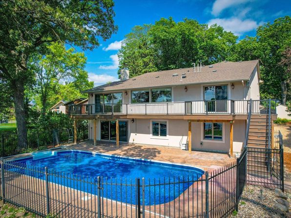 3133 Butternut Cir NW, Prior Lake, MN 55372