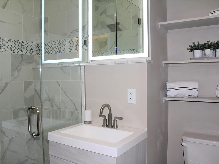 433 W Orange St #1 — Photo 7