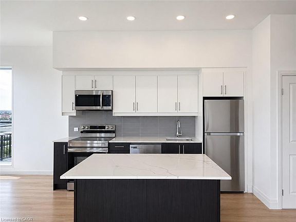 3rd image of 1333 Weber St E #104