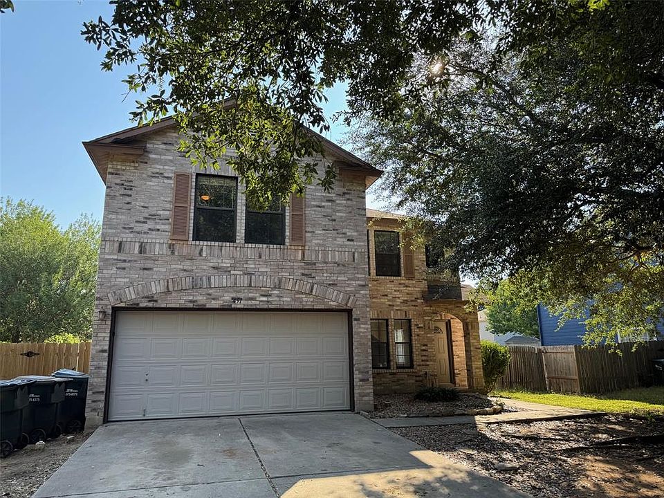 1st image of 491 Whispering Hollow Dr