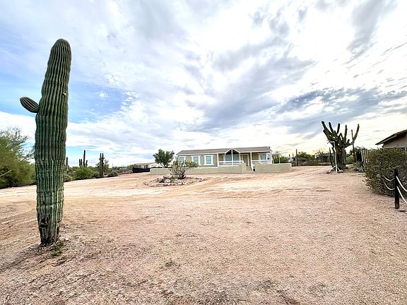 4th image of 144 N Goldfield Rd