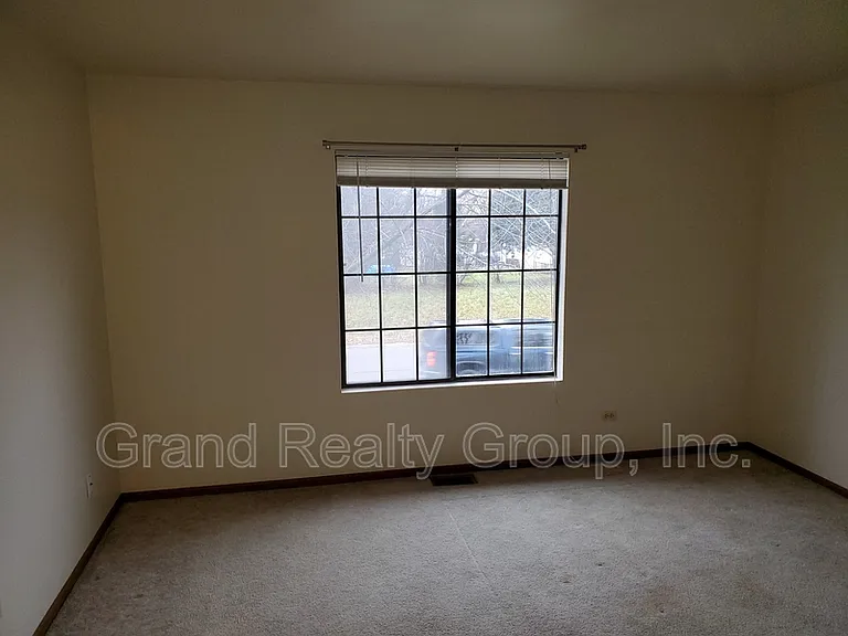 573 Anita Ave #2N — Photo 9