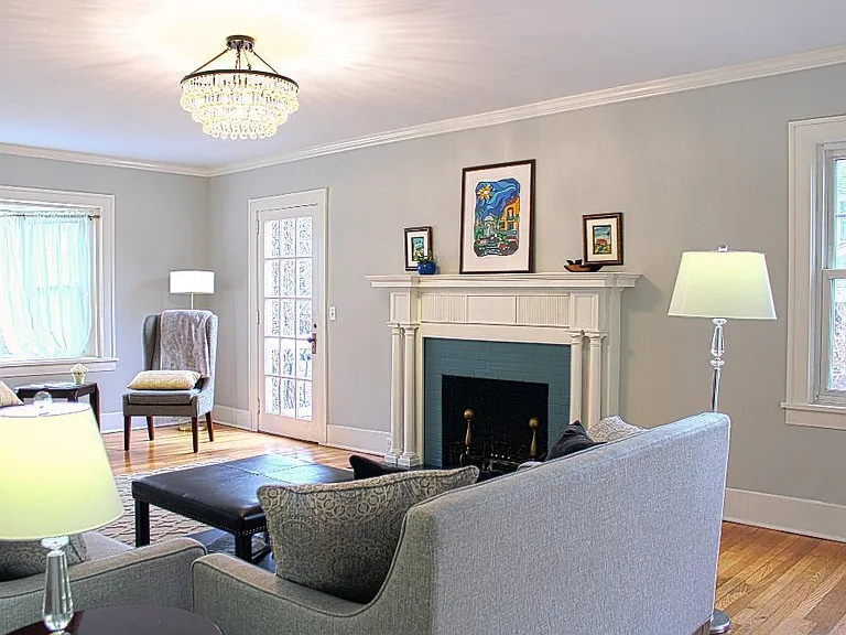 55 Edgemont Rd — Photo 9