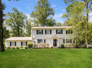 92 Gate Ridge Rd, Easton, CT 06612