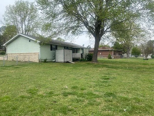 2 bed, 1232 sqft, $1,400 — Photo 2