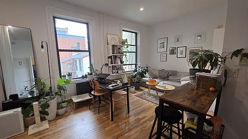 127 Lafayette Ave #3B Photo 1