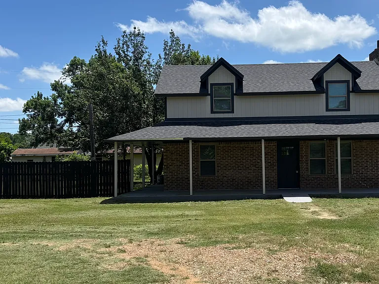 152 Riverboat Dr — Photo 3