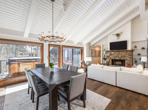 2358 Good Trump Ct, Park City, UT 84060