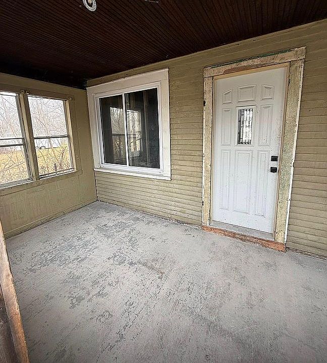 2nd image of 519 Union St