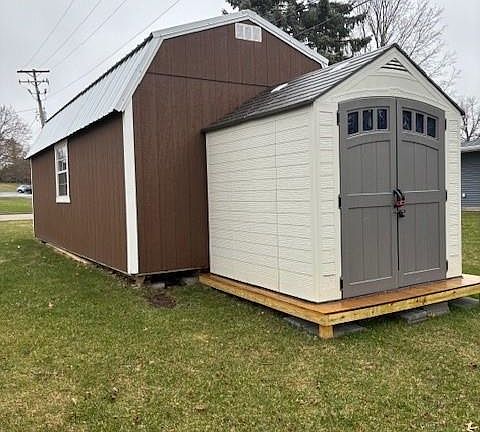 4th image of 1021 Faith St