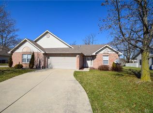 1963 Swallowtail Ct, Englewood, OH 45315