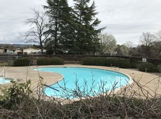 988 Jenooke Ln, Chico, CA 95926