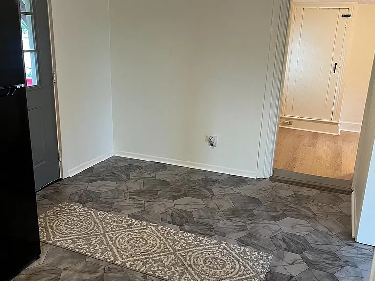 5390 Main Marion St #2 — Photo 5