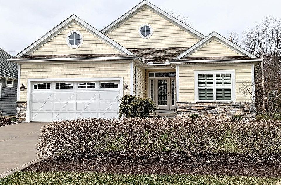 1st image of 2080 S Bailiwick Ln