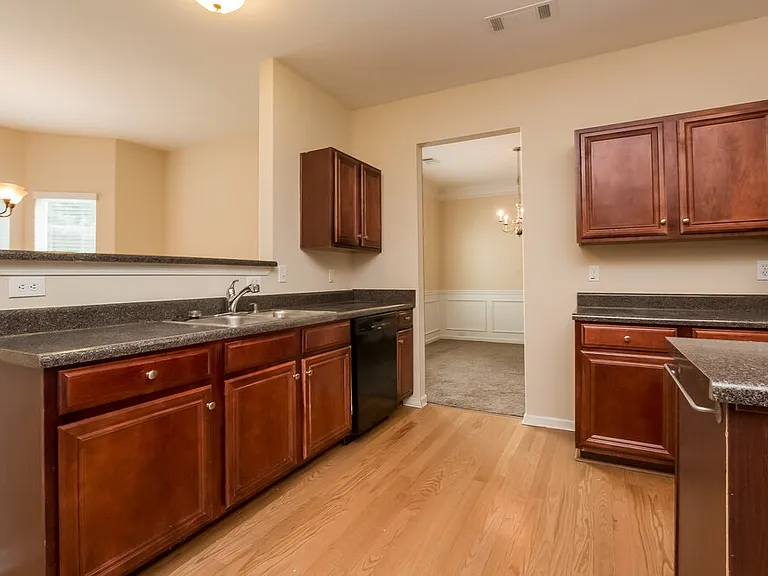 1260 Red Cedar Trl — Photo 7