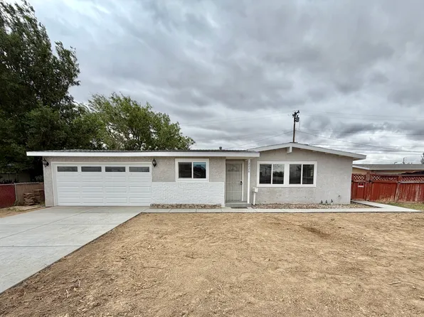 2028 W Oldfield St, Lancaster, CA 93536