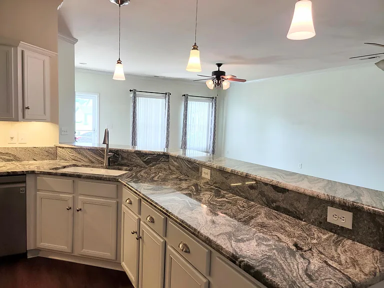 144 Hardinberry St — Photo 4
