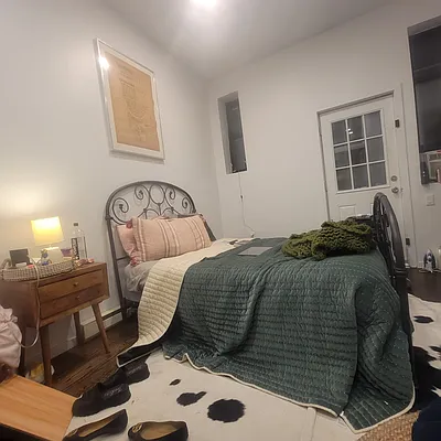 Rented by Yup Realty LLC | media 10