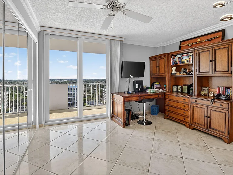 3000 S Ocean Blvd #1004 — Photo 32