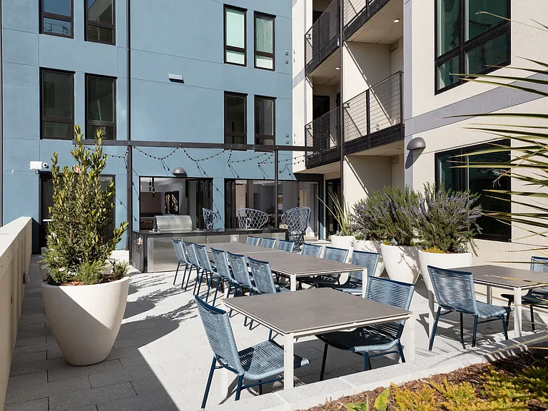 Axis Oakland — Photo 43