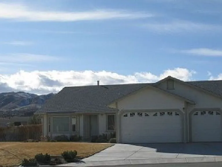 2505 Nimbus Ct — Photo 1