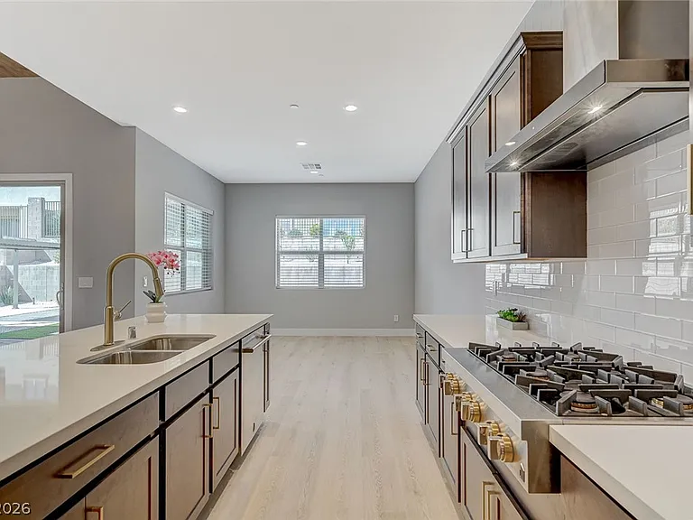 131 Robledo St — Photo 20