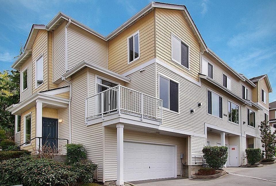 1st image of 14530 1st Ln NE Unit 105