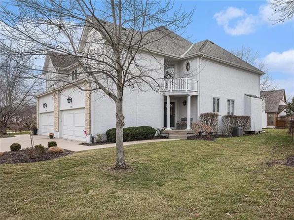 11914 Westgate St, Overland Park, KS 66213