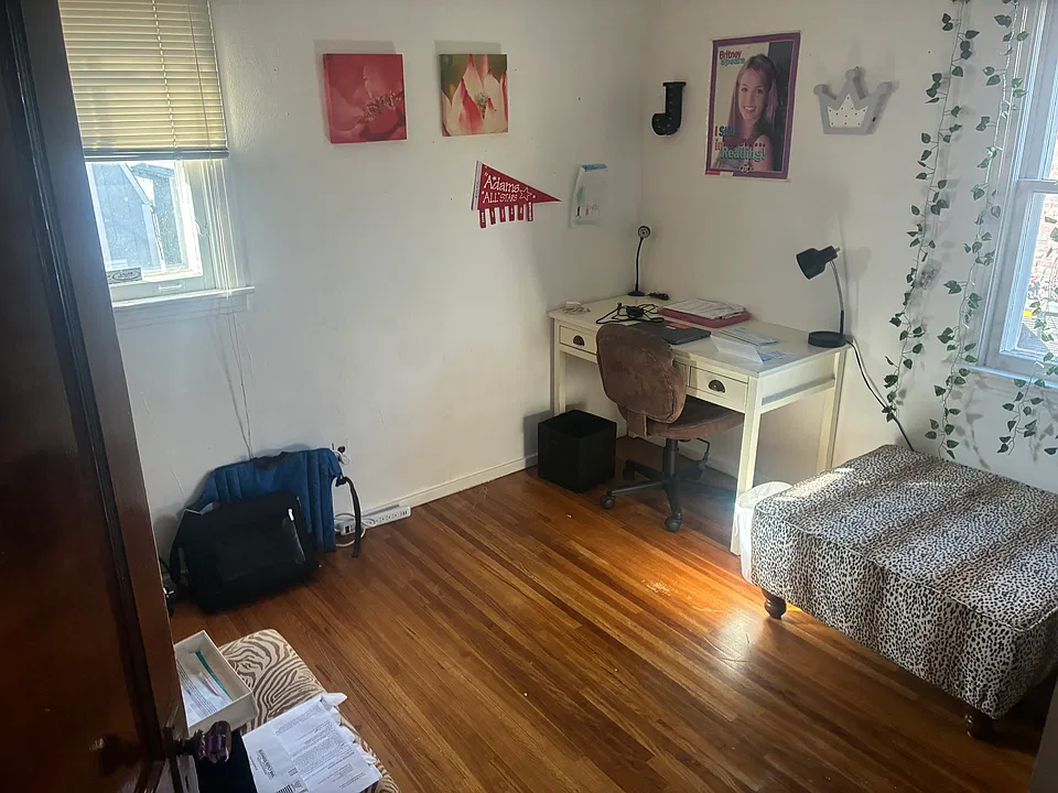 123 W Glass Ave
