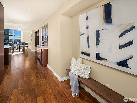 2nd image of 500 106th Avenue NE #3709