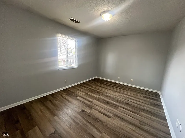 6436 Lupine Ter — Photo 12