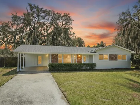 1507 N Lakeview Ave, Leesburg, FL 34748