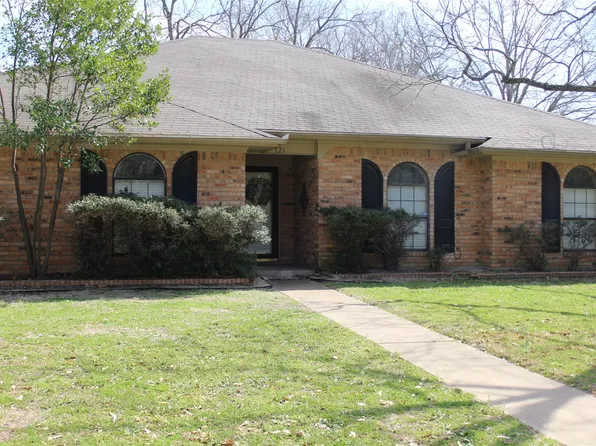 721 Belmont St, Athens, TX 75751