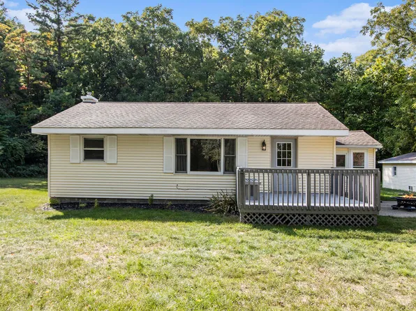 1738 36th St, Allegan, MI 49010