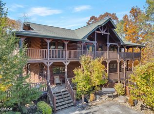 805 Spirit Loop Way, Gatlinburg, TN 37738