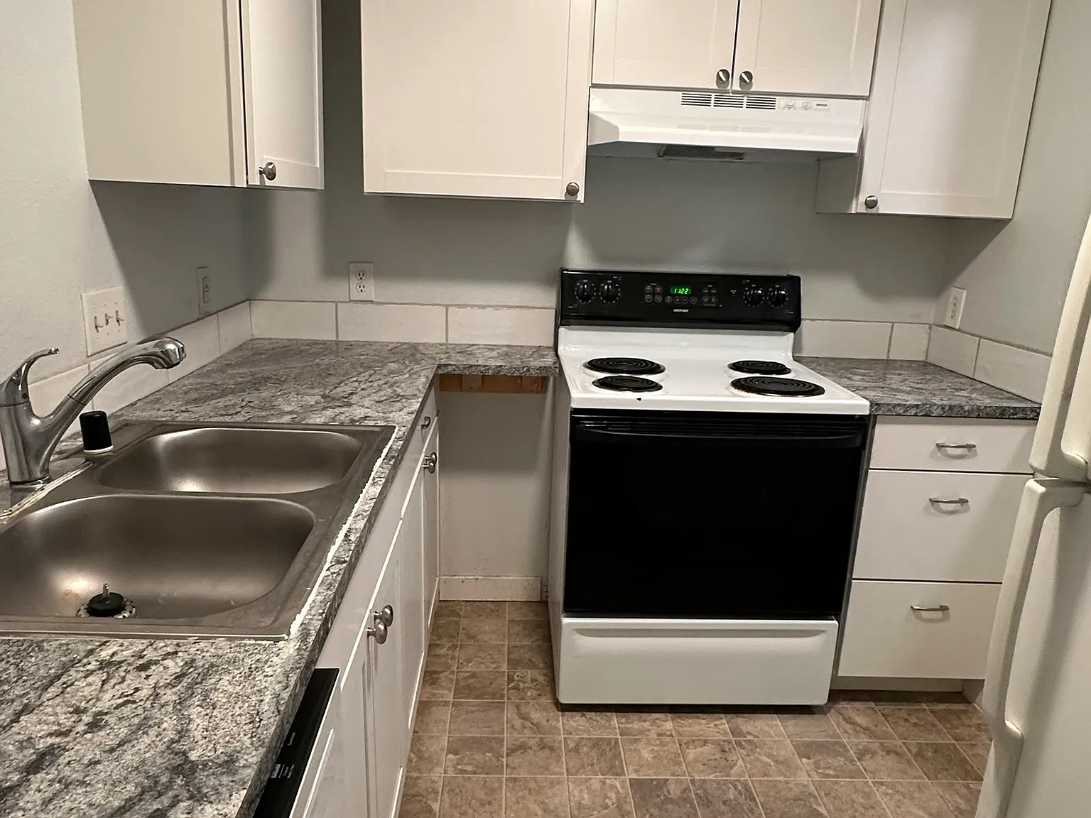 1 bed, 540 sqft, $1,050 — Photo 3