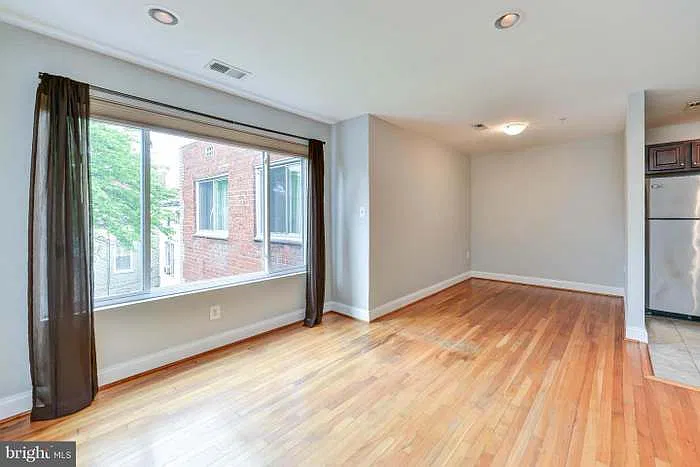 1 bed, 600 sqft, $2,100 — Photo 2