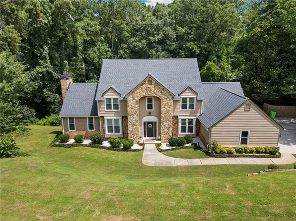1208 Milford Forest Dr SW, Marietta, GA 30008